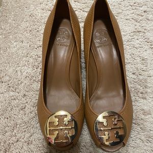 Tory Burch Wedges